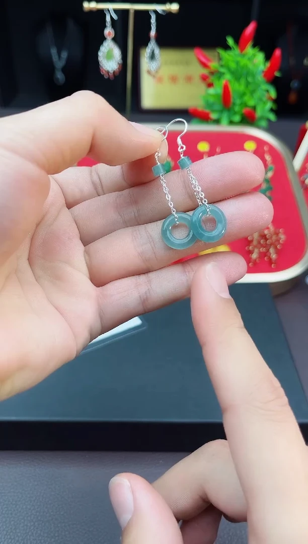 【闪购商品】翡翠耳饰银S925镶嵌811000