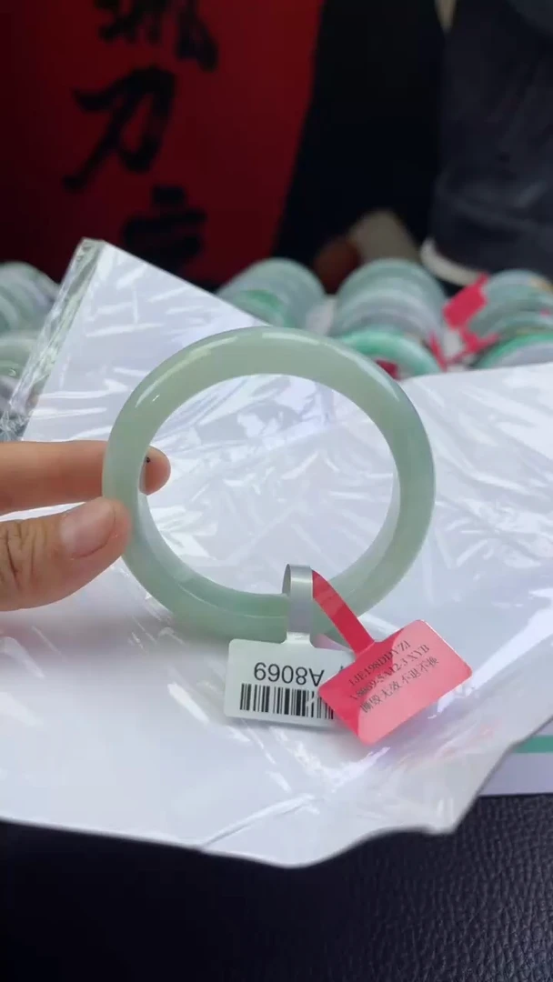 【闪购商品】翡翠手镯未镶嵌翡翠手镯