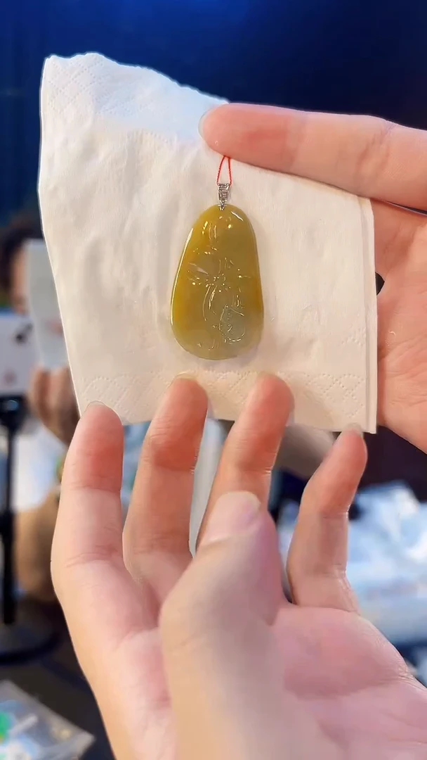 翡翠18K金镶嵌颈饰缅料A货/支持复检/一件