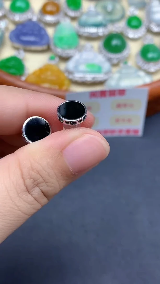 18K金镶嵌翡翠耳饰95-中国好珍宝