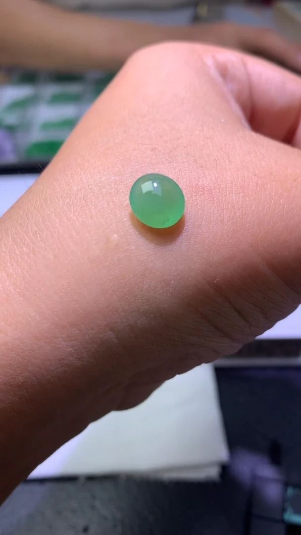 未镶嵌定制翡翠毛货