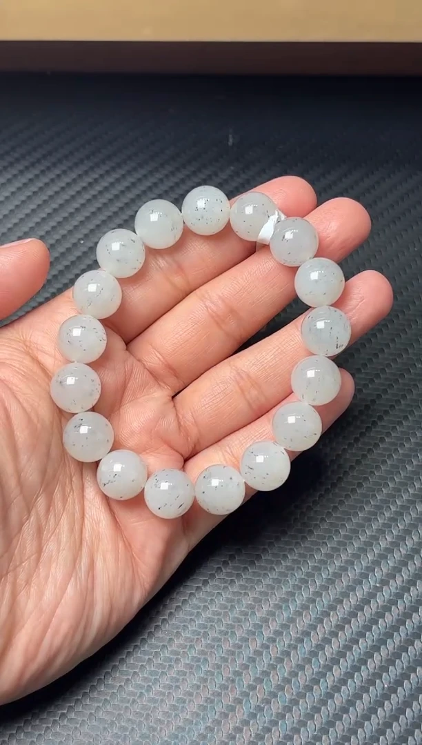 未镶嵌手串和田玉和田黑山微色差卡12Mm