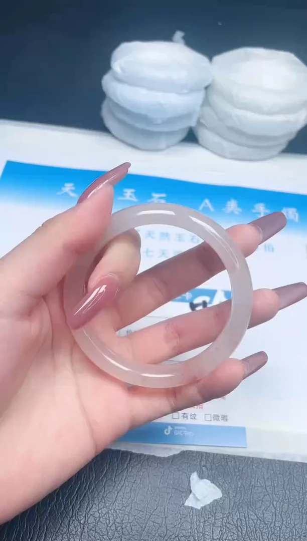 【闪购商品】石英质玉手镯未镶嵌51-56