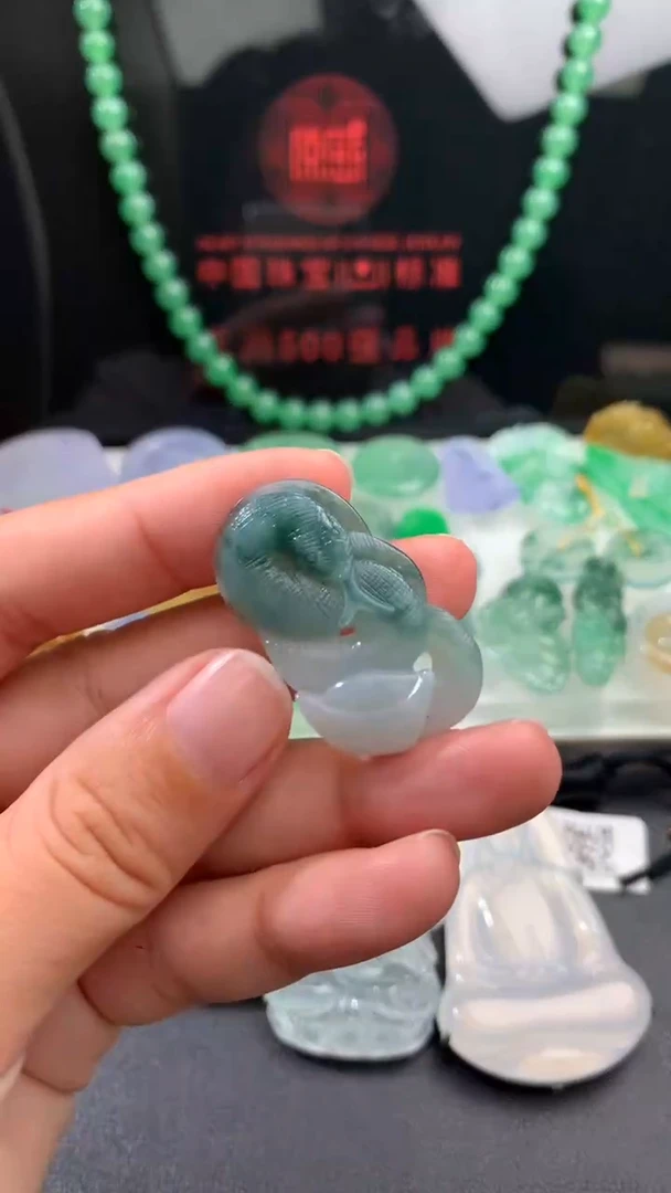 未镶嵌定制翡翠