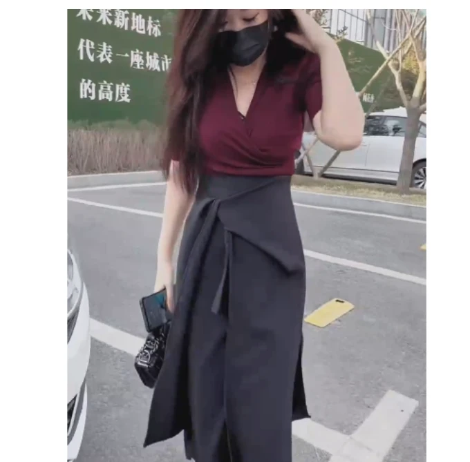 2025春季新款网红同款洋气减龄气质休闲薄款打底衫半身裙两件套E