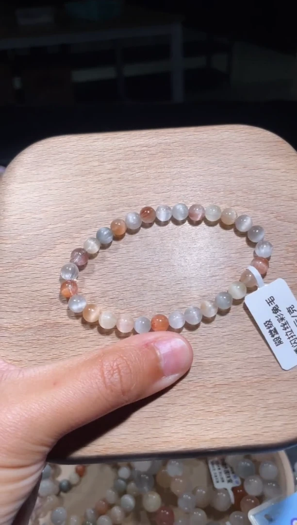 【闪购商品】水晶手链未镶嵌4号多样性发货一J 6+