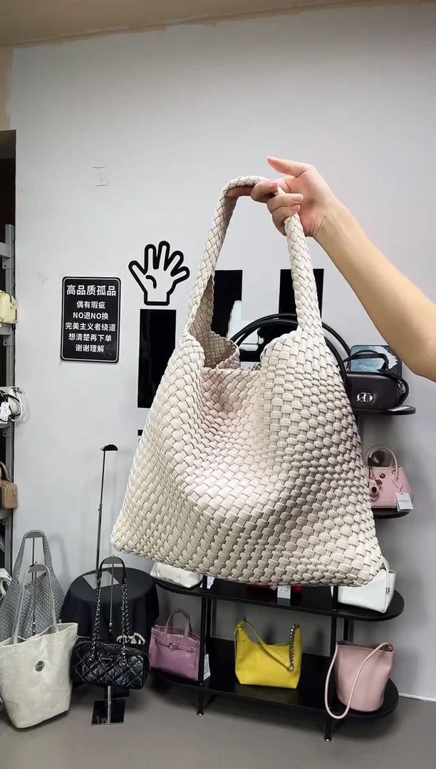 牛皮（革）彩汐轻奢女包编号：62