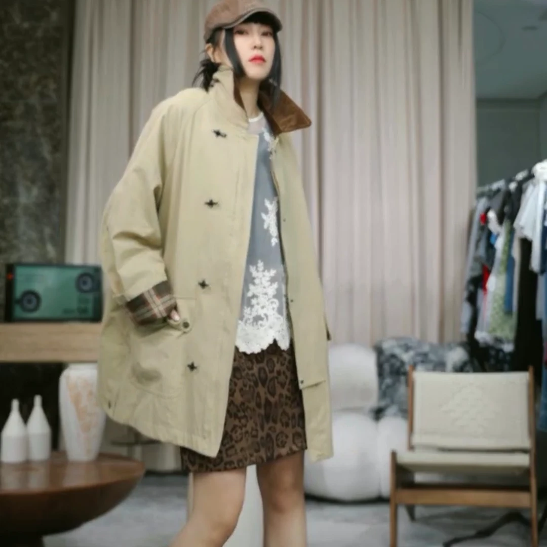 infobyfive2025秋冬新款长袖红领子拉链多风衣外套三店NF0507202