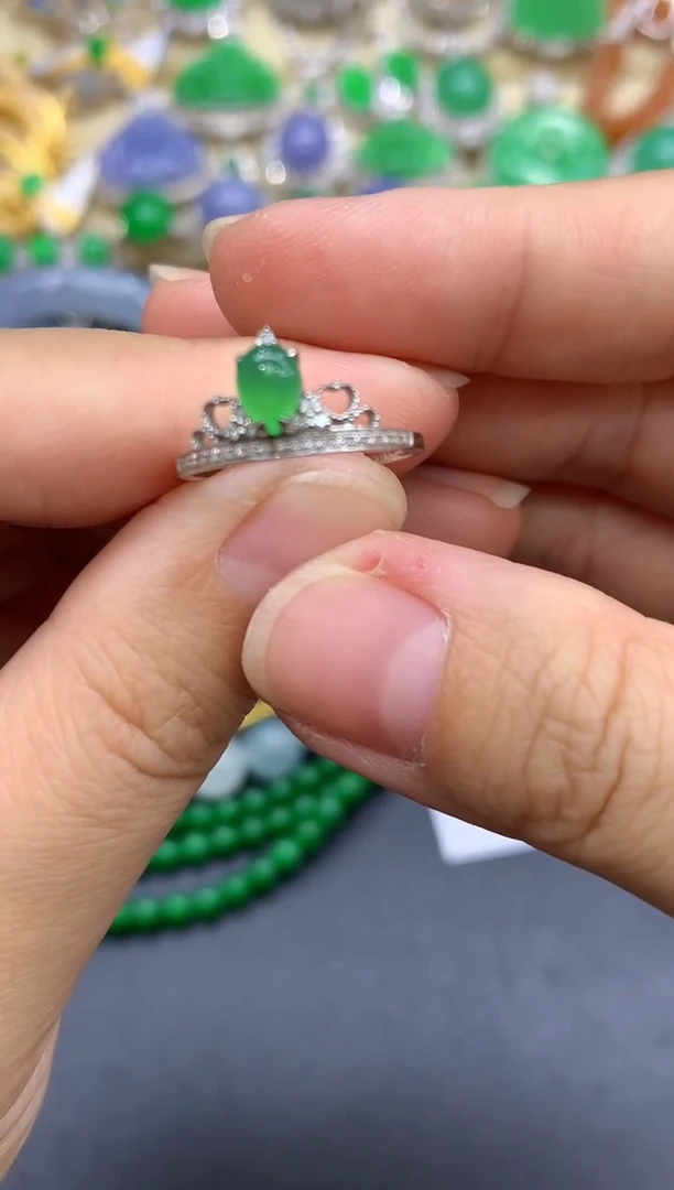 18K金镶嵌戒指翡翠148-中国好珍宝