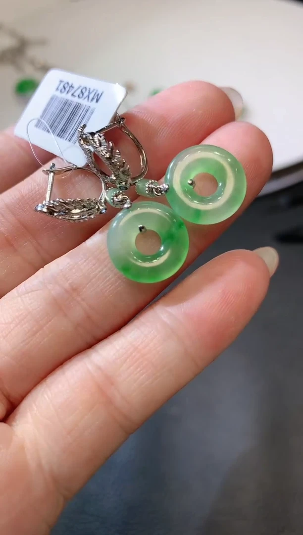 【闪购商品】翡翠耳饰18K金镶嵌F70 翡翠