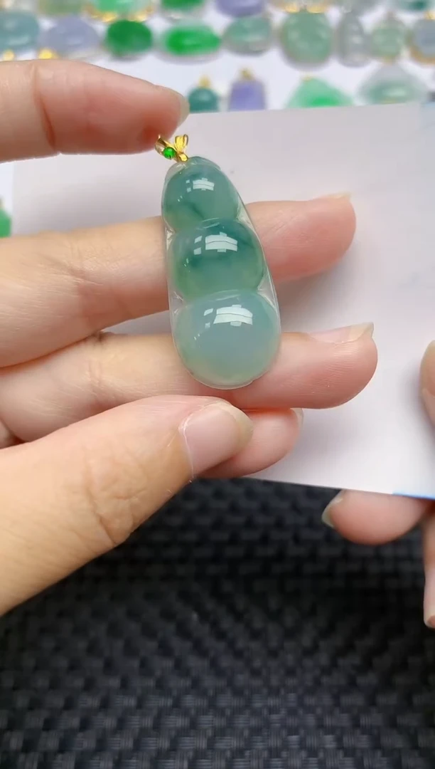 翡翠18K金镶嵌颈饰天然翡翠A货