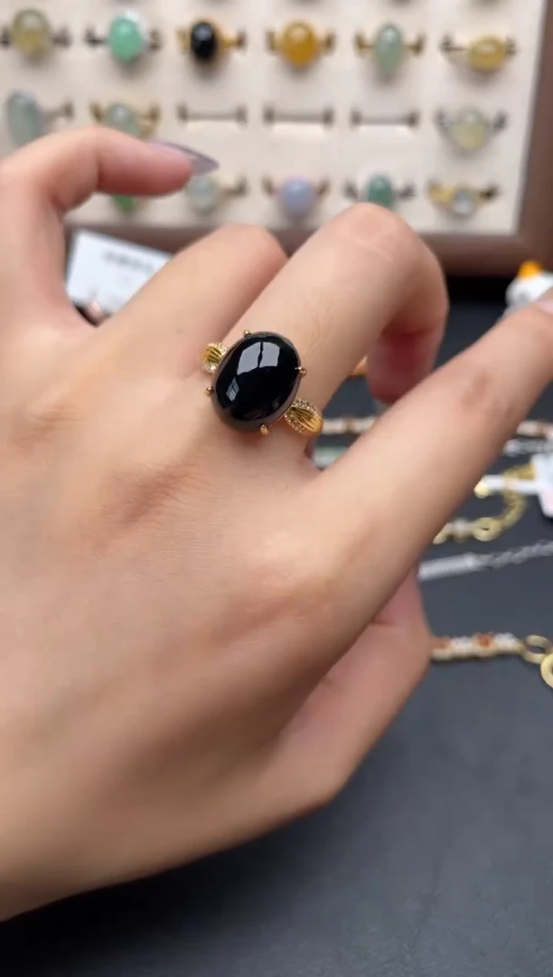 翡翠戒指银S925镶嵌一物一证一礼盒