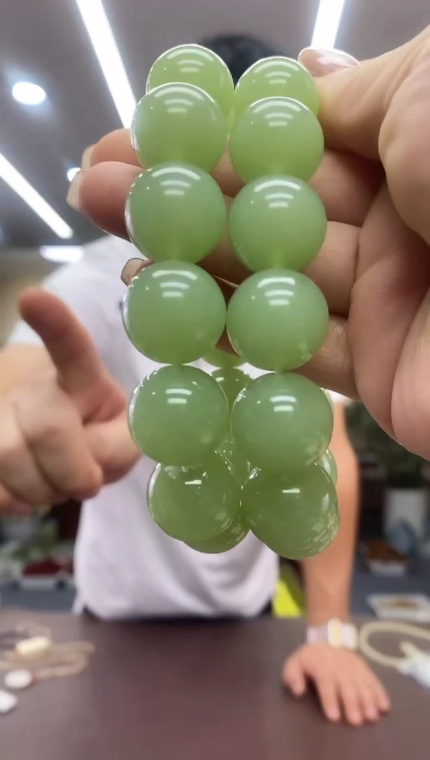 蛇纹石玉未镶嵌手串卡·18