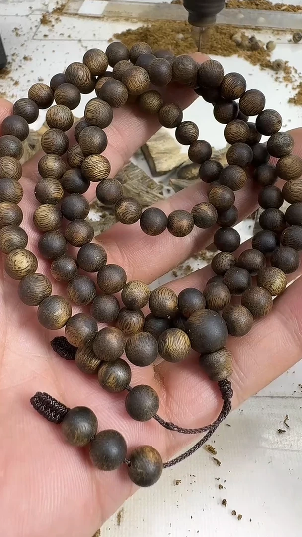 沉香手串0.7规格多圈22克