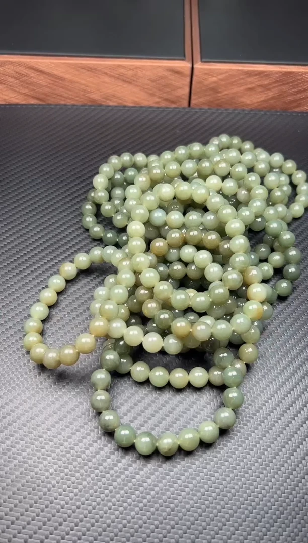 手串未镶嵌和田玉若羌微色差卡10JmM多样性发货拍一发一