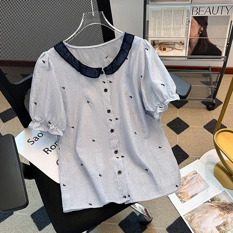 韩系荷叶边娃娃领刺绣泡泡袖衬衫女2025新款夏季宽松气质条纹上衣