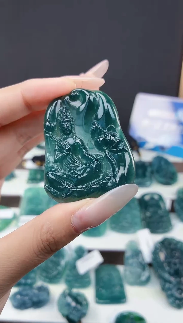 颈饰未镶嵌翡翠DLZ25112081