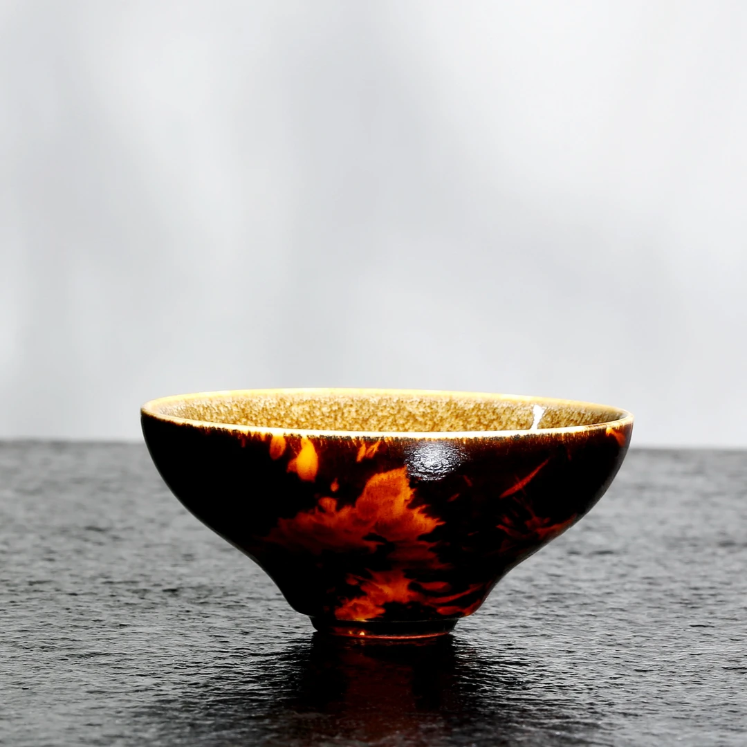 省工美大师柯君丽非遗天目瓷原矿釉金瑁梅花鸡心主人杯中式纯手工