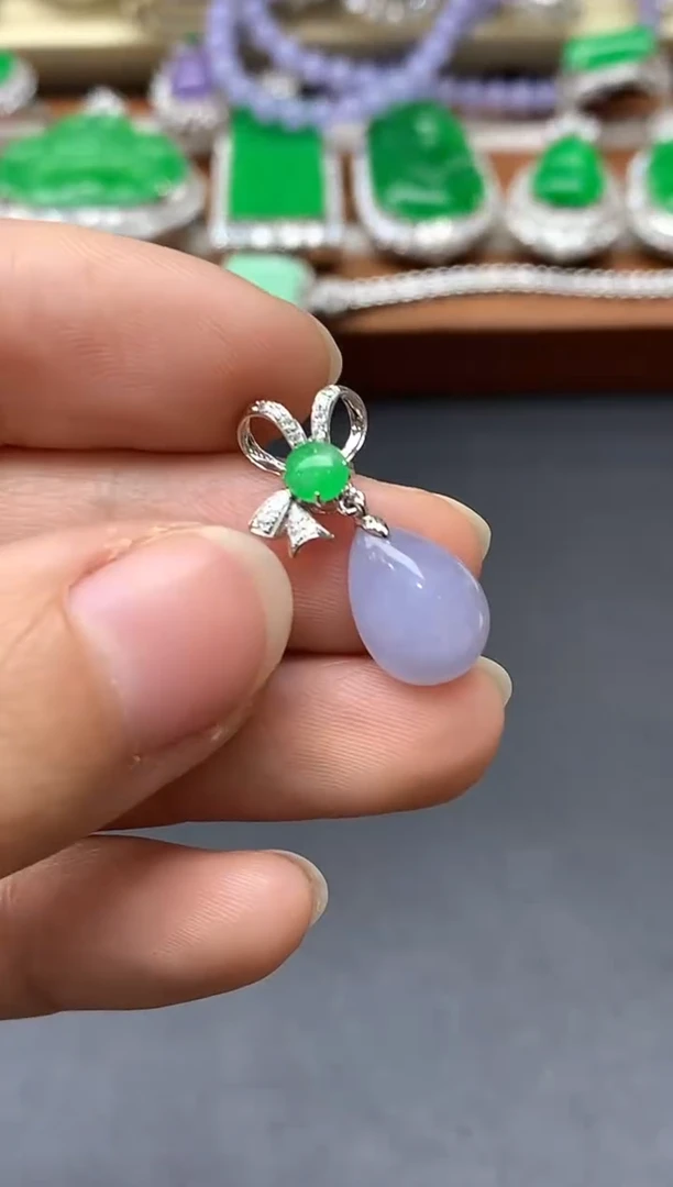 颈饰18K金镶嵌翡翠254-中国好珍宝