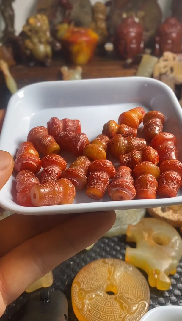 未镶嵌岫岩老玉（透闪石质玉）挂件未镶嵌