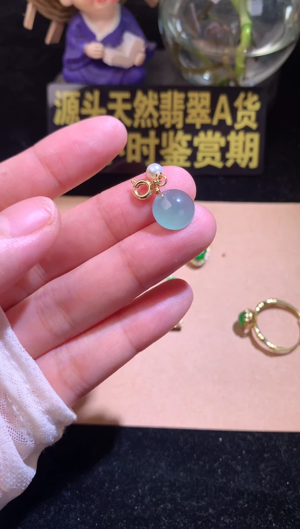 翡翠18K金镶嵌颈饰工厂一手货源翡翠