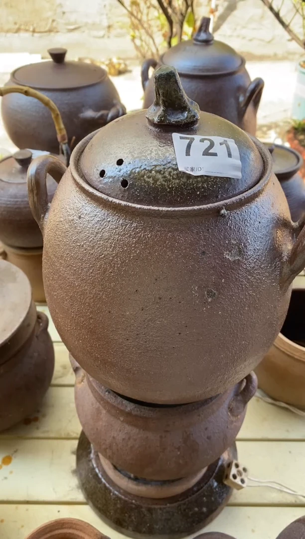 【闪购商品】陶3L梨锅微瑕 721