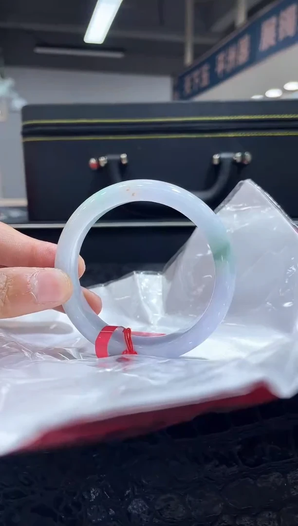 未镶嵌手镯翡翠2