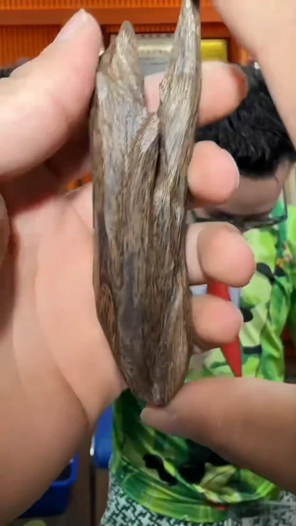 沉香手把件387号多样性发一