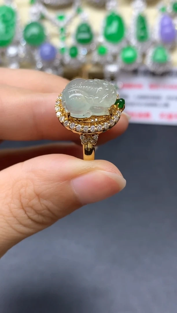 18K金镶嵌戒指翡翠222-中国好珍宝
