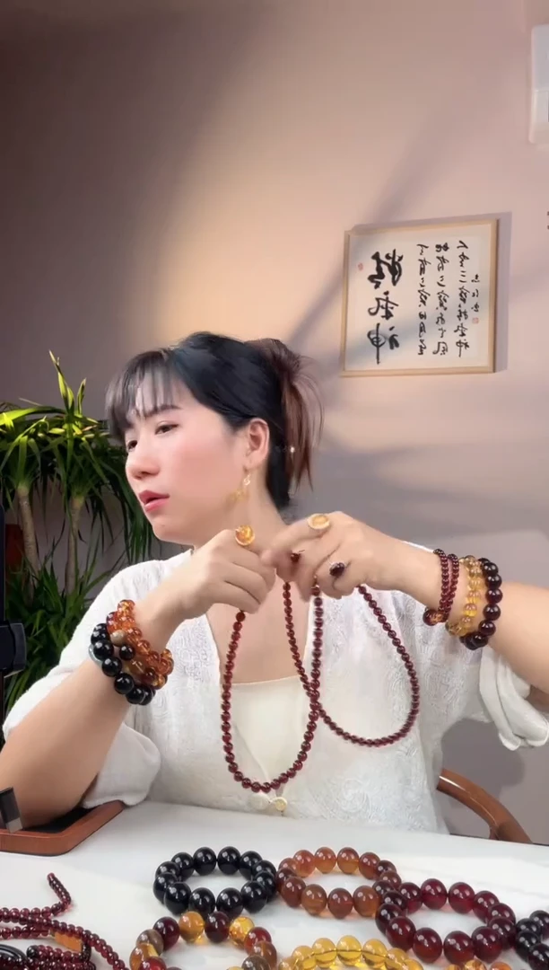 裸石琥珀未镶嵌6+花珀108