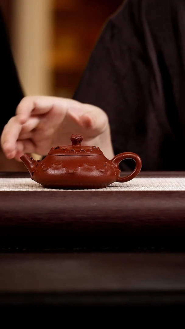 茶杯紫砂蒋工堂 大红袍  荷花扁圆
