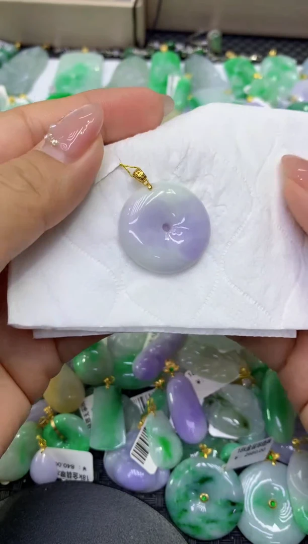 颈饰未镶嵌翡翠天然缅甸A货翡翠