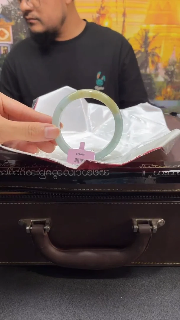 未镶嵌手镯翡翠手镯104