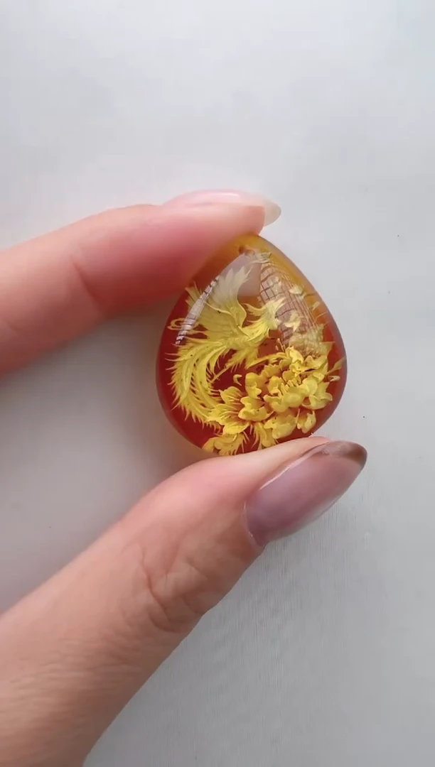 琥珀颈饰未镶嵌吊坠