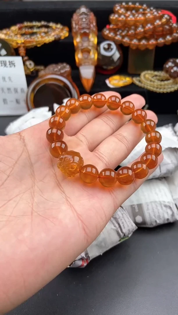 【闪购商品】琥珀手链未镶嵌貔貅珠手串