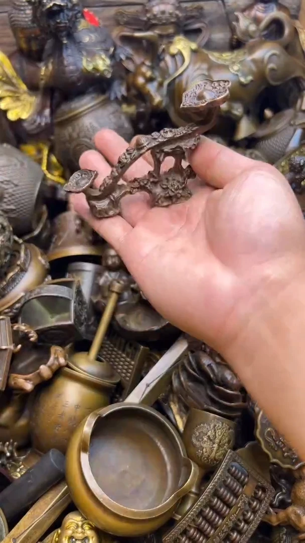 精美铜器，点击下单