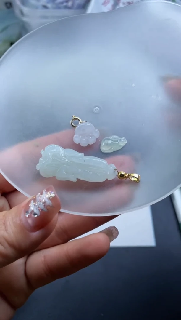 【闪购商品】翡翠颈饰未镶嵌缅甸天然翡翠94