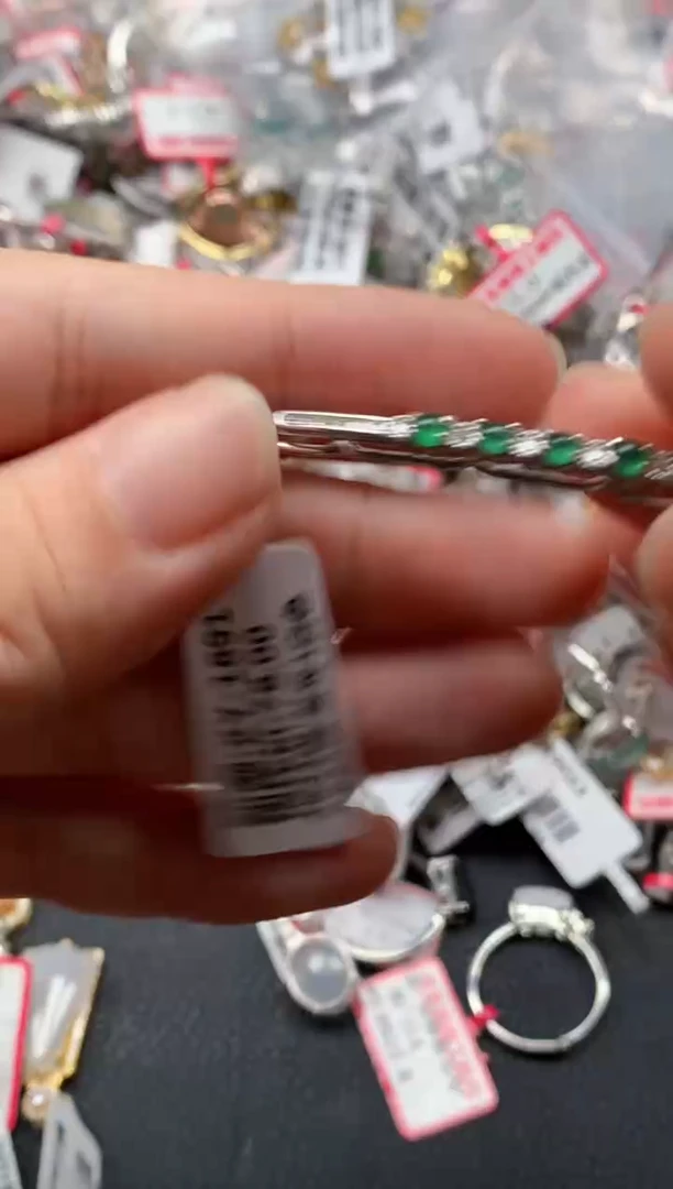翡翠戒指银S925镶嵌天然A货缅甸翡翠