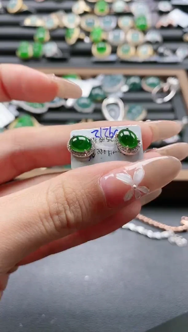 【闪购商品】翡翠戒指银S925镶嵌51151