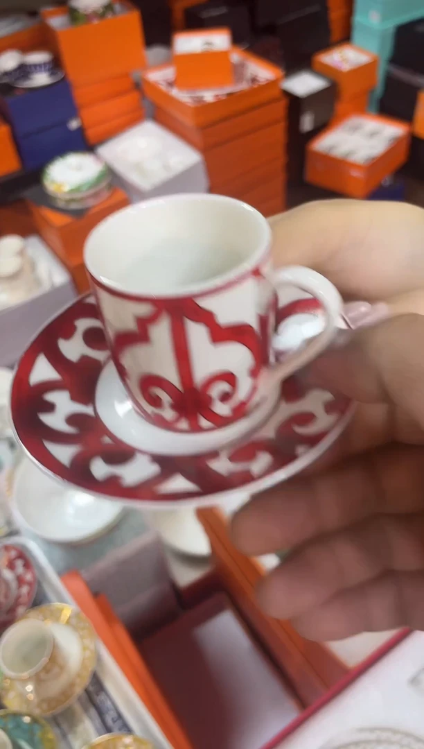 杯鸿辉家品牌瓷器，京东包邮！