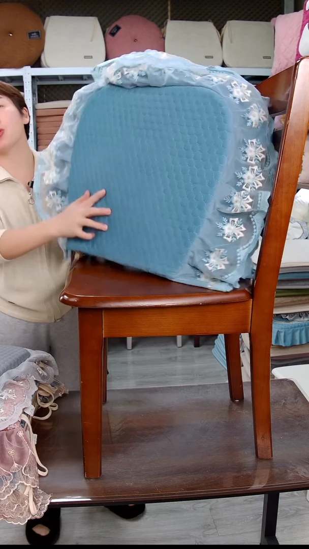 布泡泡蕾丝：蓝色4个