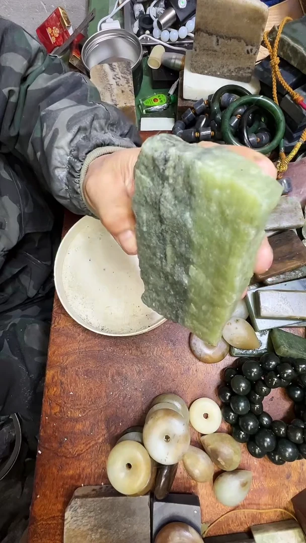 未镶嵌和田玉珠宝半成品1