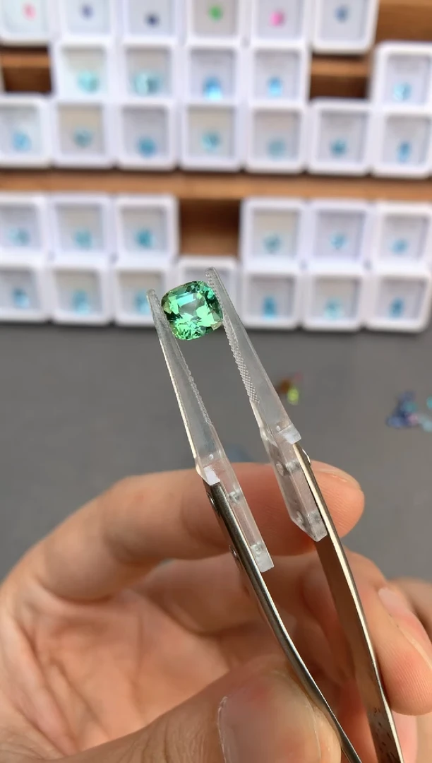 未镶嵌裸石定制碧玺1.69ct