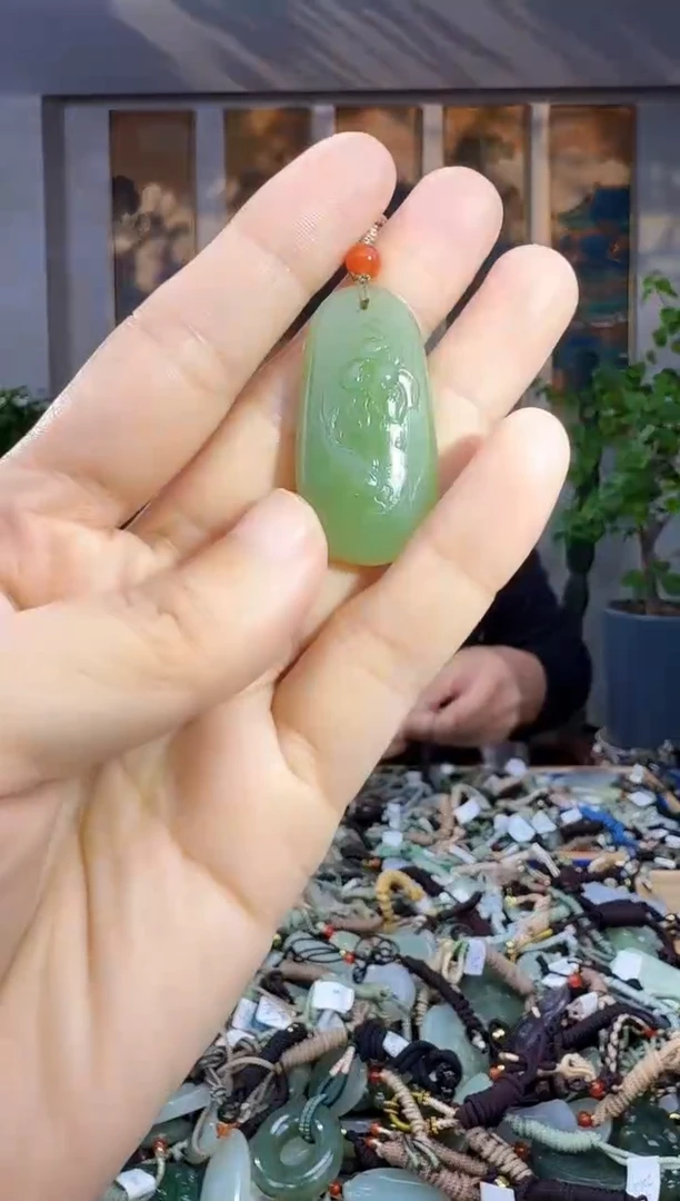 未镶嵌和田玉挂件拍一发一