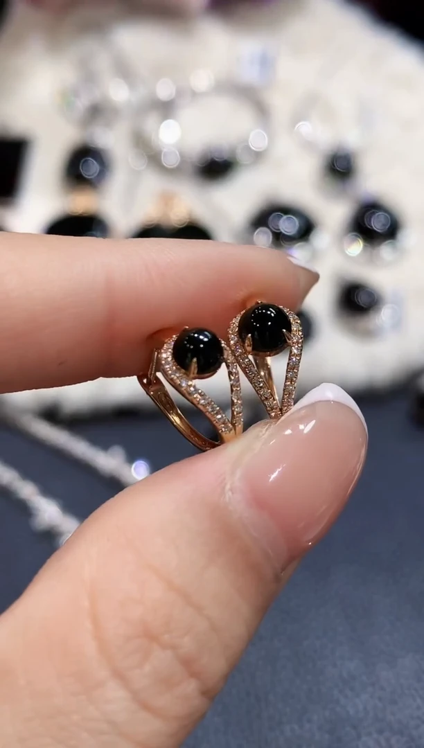 18K金镶嵌翡翠耳饰C17