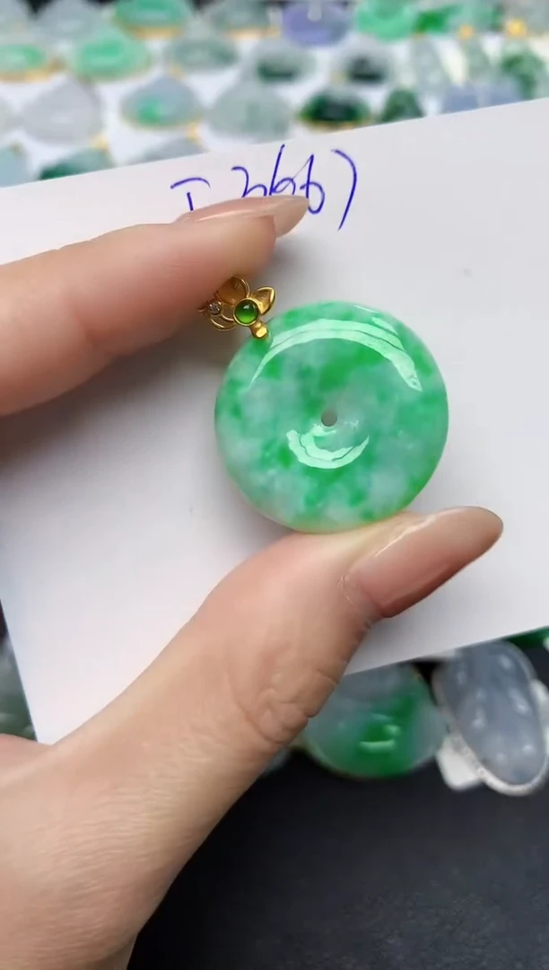 颈饰未镶嵌翡翠天然缅甸A货翡翠百元以上9元证书费自理