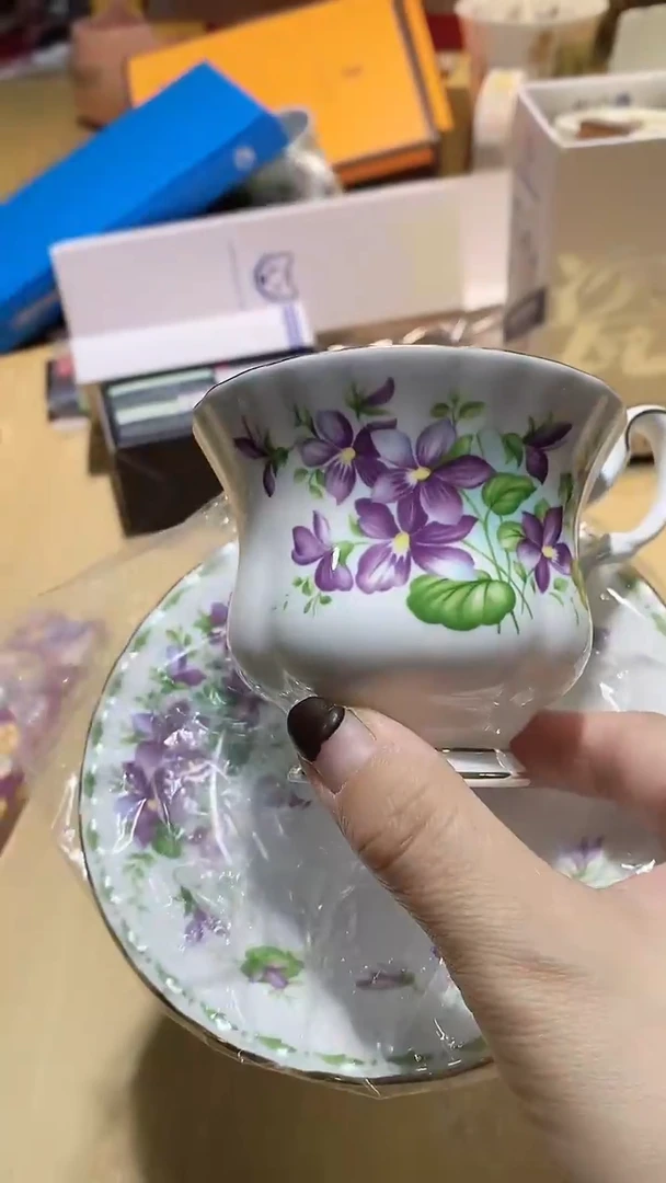 【闪购商品】瓷片锅碗瓢盆一件不剩