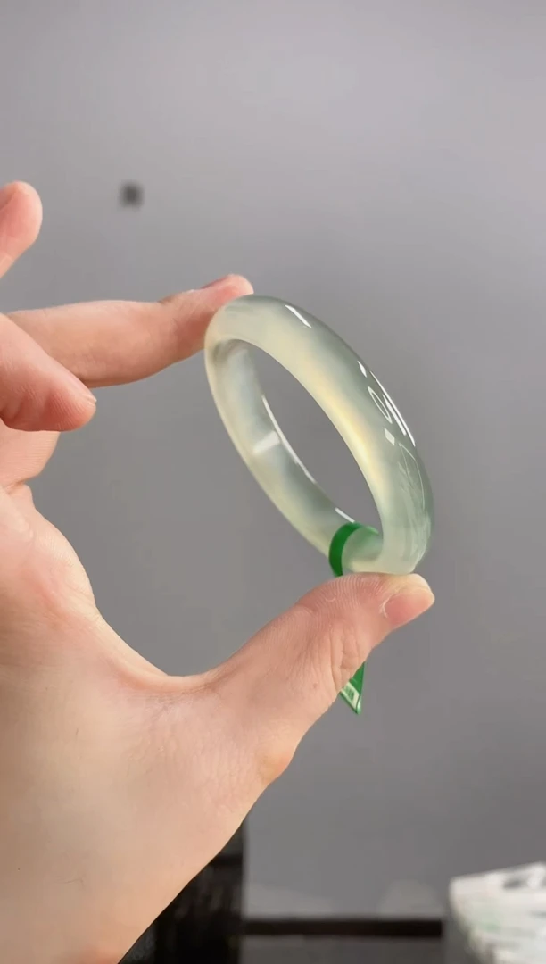 【闪购商品】玛瑙/玉髓手镯未镶嵌50圈