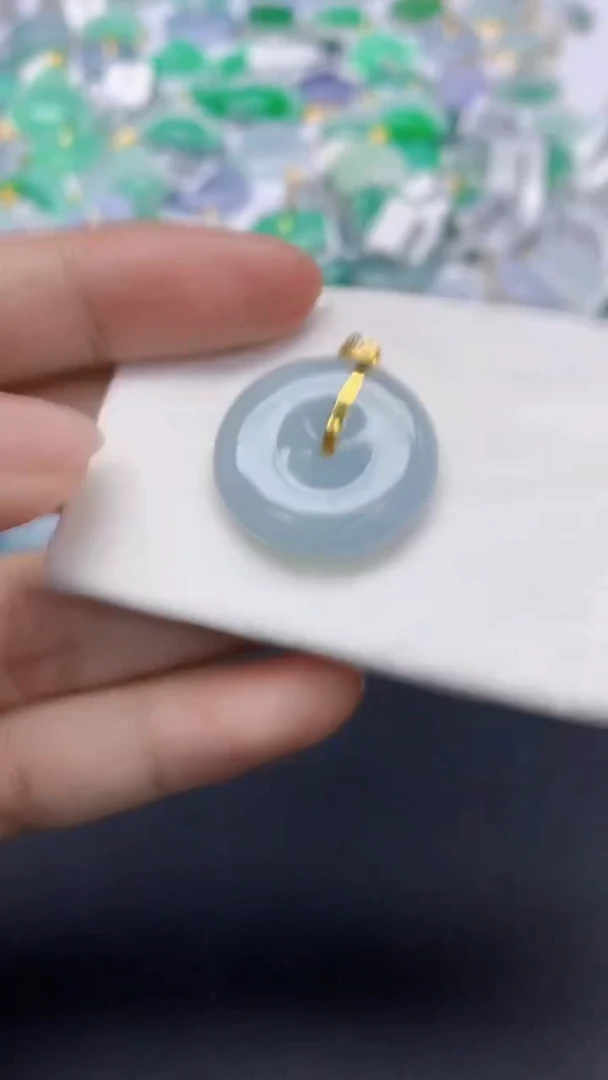 翡翠未镶嵌颈饰天然缅甸a货翡翠