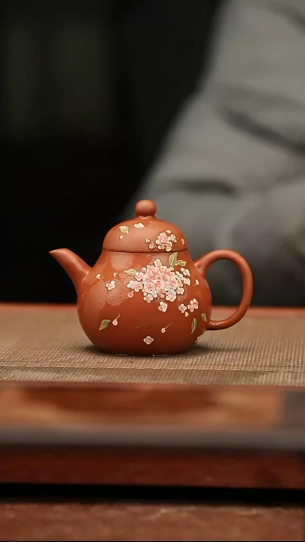 茶壶紫砂110毫升 梨形 繁花